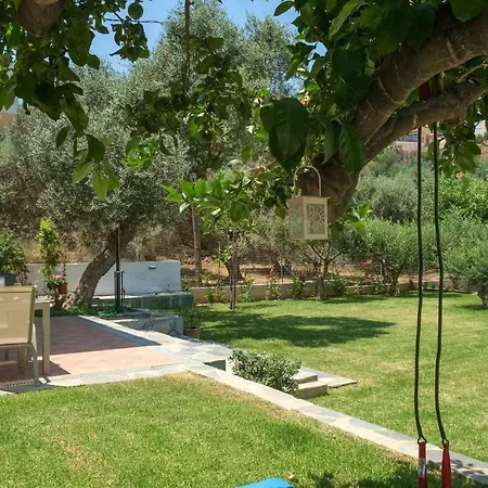 Holiday home Olive Garden Steps To 2 Kato Daratso