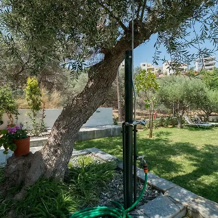 Holiday home Olive Garden Steps To 2 *