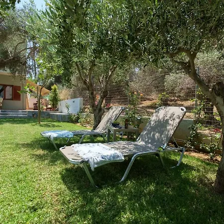 Holiday home Olive Garden Steps To 2 Kato Daratso
